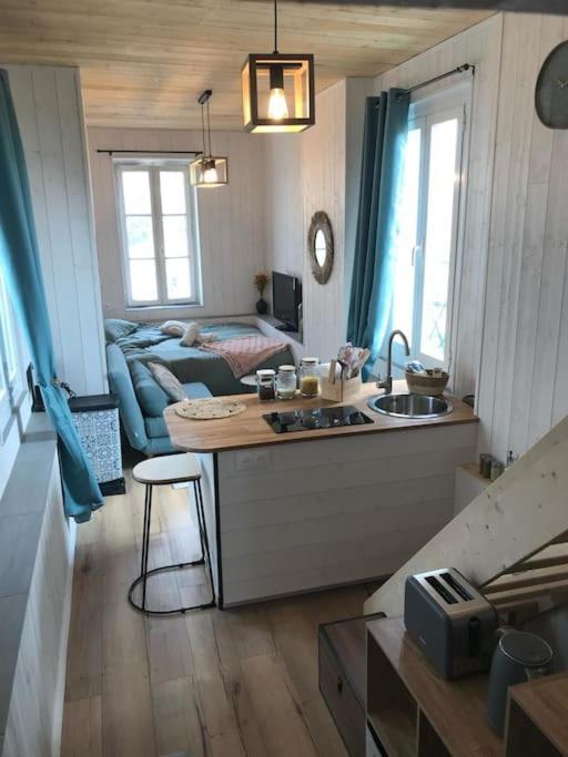 Lumineux Studio Sous Les Toits De Menton Exterior foto